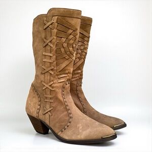 Mid Calf Nubuck Pointed Toe Western Boot in Tan Women’s Size 7 1/2